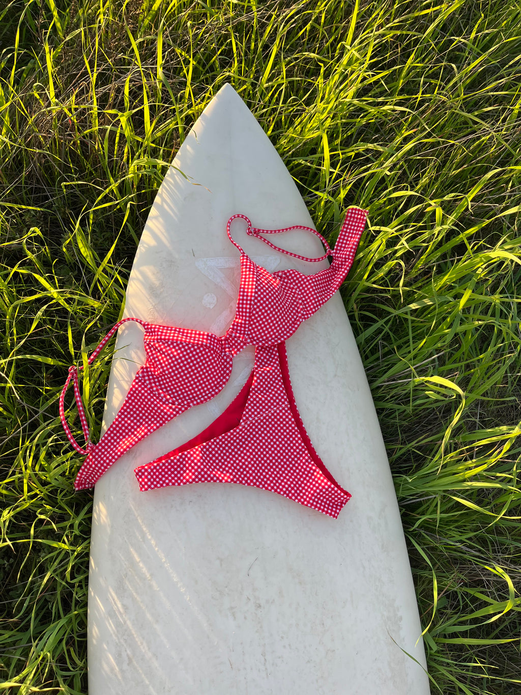 CHERRY KISS BOTTOM